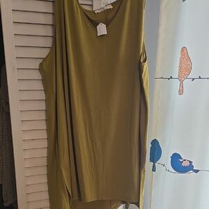 Zenana 2x Olive Green Sleeveless Women's Top